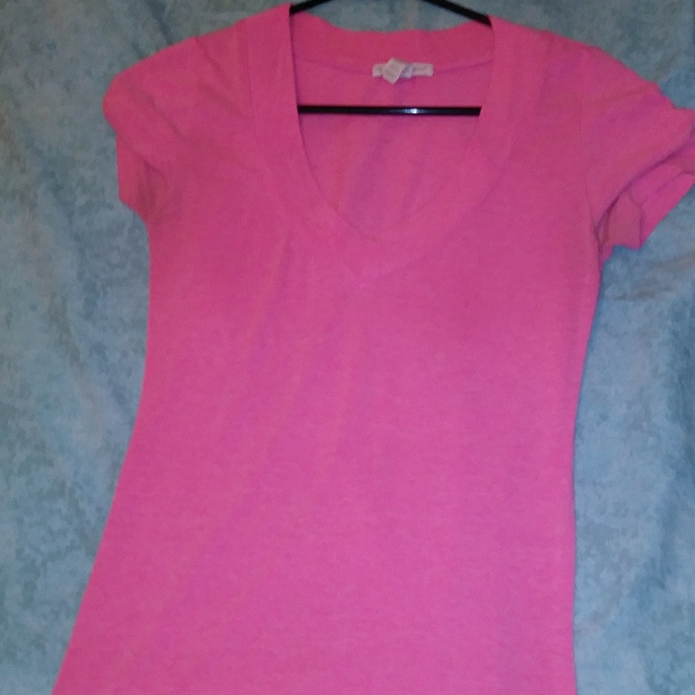 Plain Pink tee